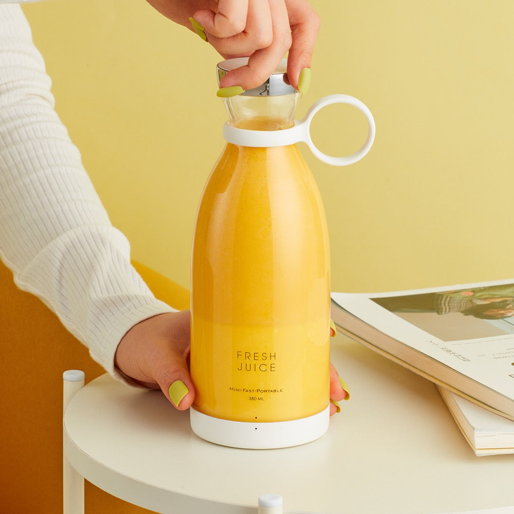 Fresh Juice™ fra Nozoo | Bærbar blender!