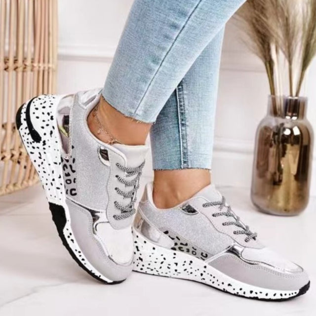 Demi Sneakers